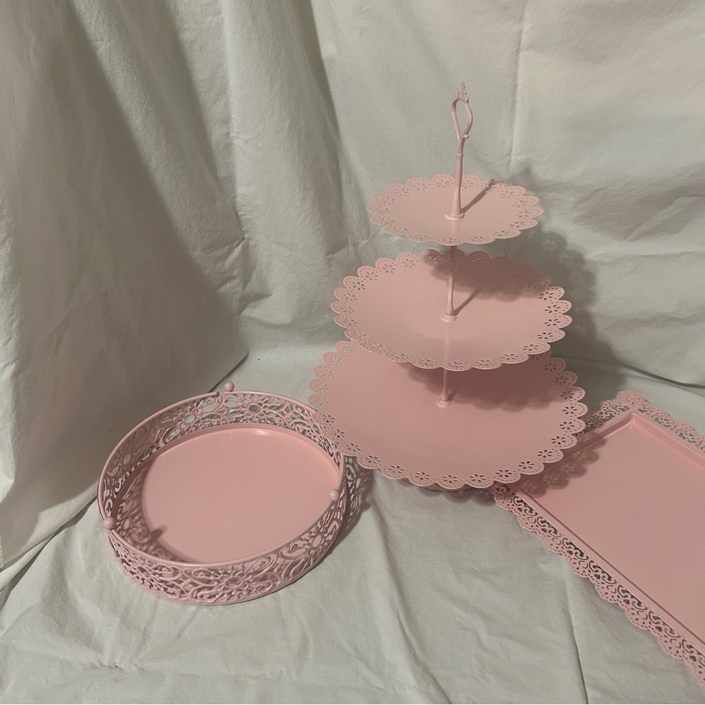 Metal cupcake serving set (4) NWT - Picture 2 of 4